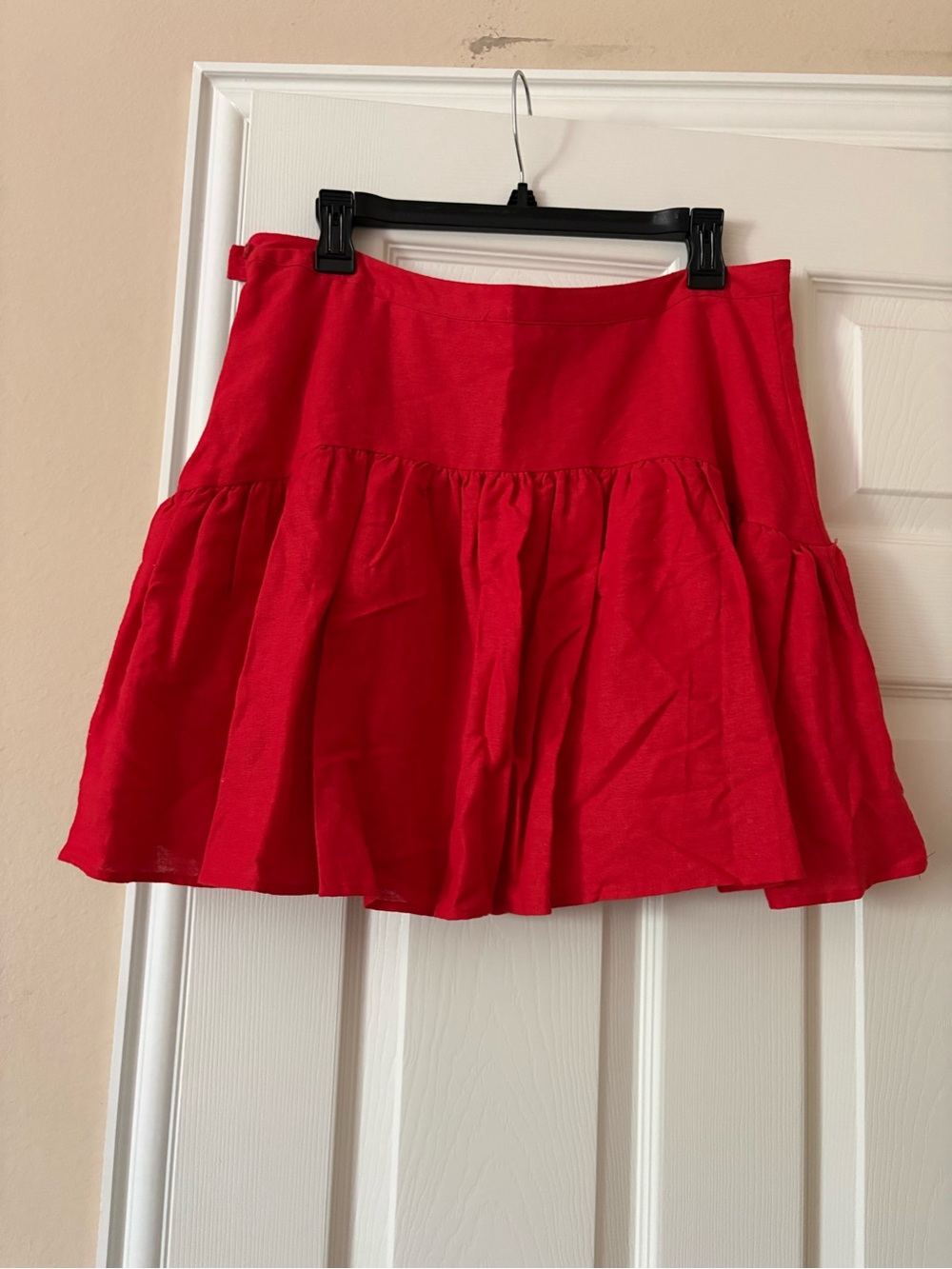 Avec Les Filles Red Tiered Mini Skirt